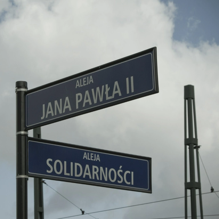 znaki z nazwami ulic